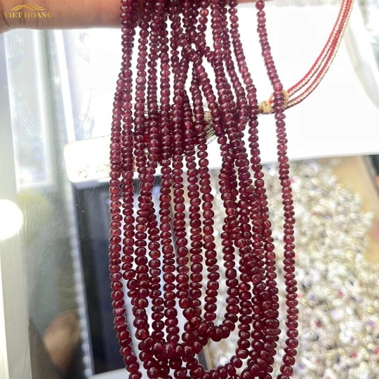 chuoi hạt đá đỏ db02